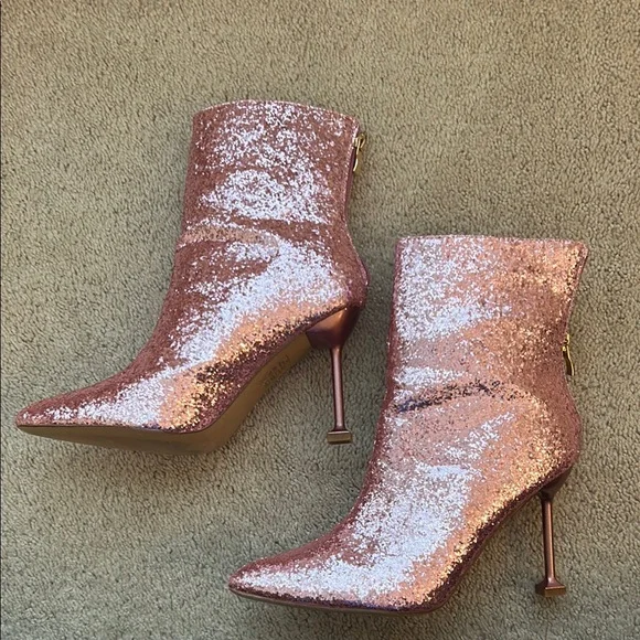 Elegant Pink Glitter Ankle Boots - Picture 5 of 5